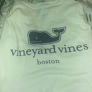 Vineyard vines mens small t-shirt